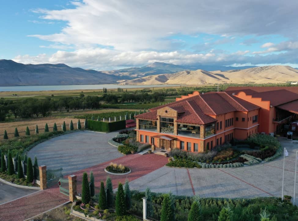 alpha-estate-winery alpha-estate-winery